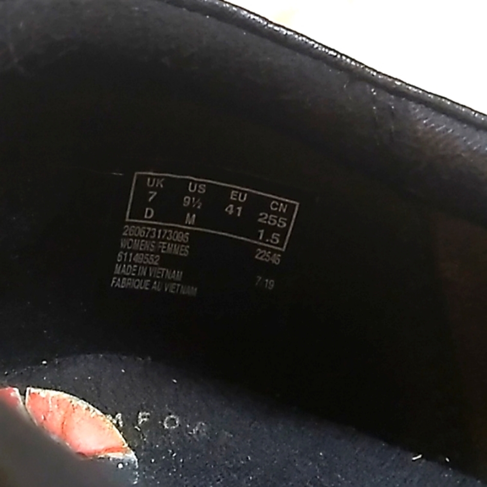 Women's Black Clarks Shoes - Picture 6 of 8